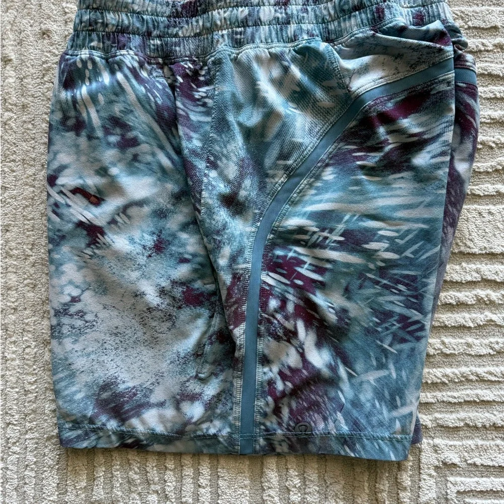 Lululemon Blue and Purple Men's license to train shorts extra small - Picture 4 of 5